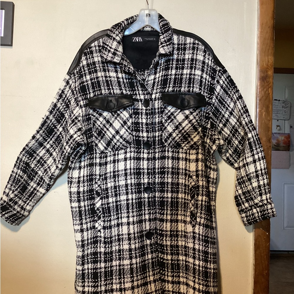 Women’s Zara Oversized Black & White Plaid Shirt Jacket Coat NWOT Size XS